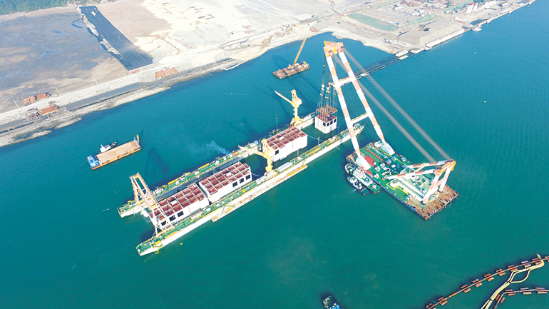 Hyundai E&C lays foundation for maritime logistics in Northeast Asia 